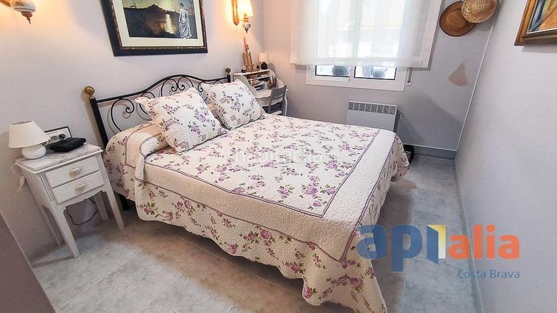 Foto caed8a8a-1bd2-405f-8e2b-998aa723aa95. Apartament amb aparcament piscina a Poble Calonge