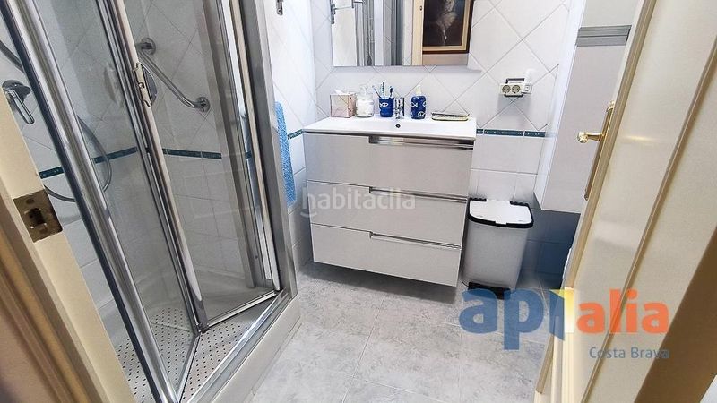 Foto d0b2e005-06c8-4140-b87c-5f8a75c9cc9c. Apartament amb aparcament piscina a Poble Calonge