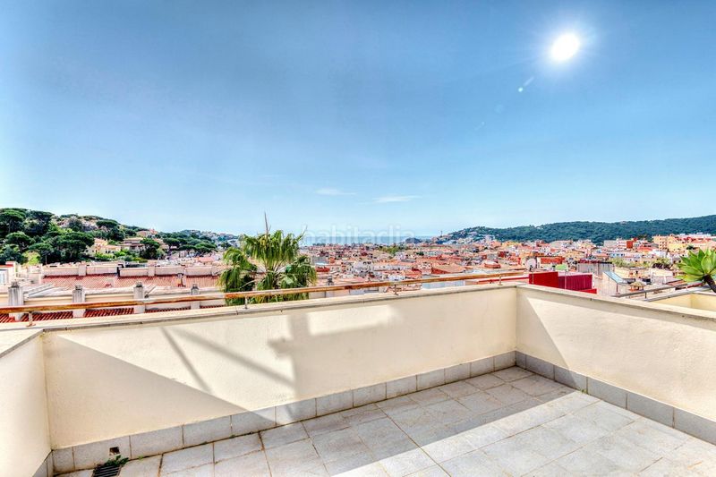 Foto 203d5077-e597-49a8-ac0b-45da878fbf22. Casa adossada amb calefacció aparcament piscina a Sant Feliu de Guíxols