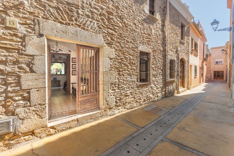 Foto c780b686-2c2f-41ea-b27d-d5c5e2bb2680. Masia a Begur Begur