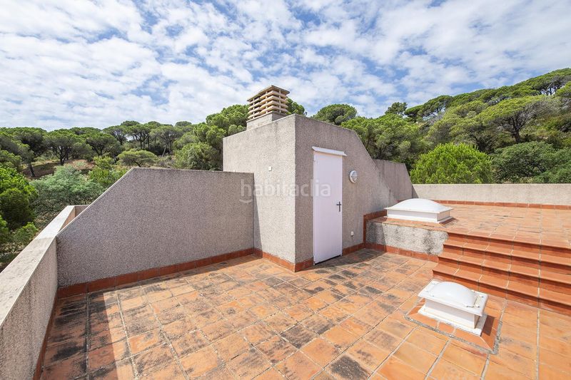 Foto 57022d43-8977-4a2b-acf9-91f374c252d2. Casa adossada amb calefacció aparcament piscina a Sant Feliu de Guíxols