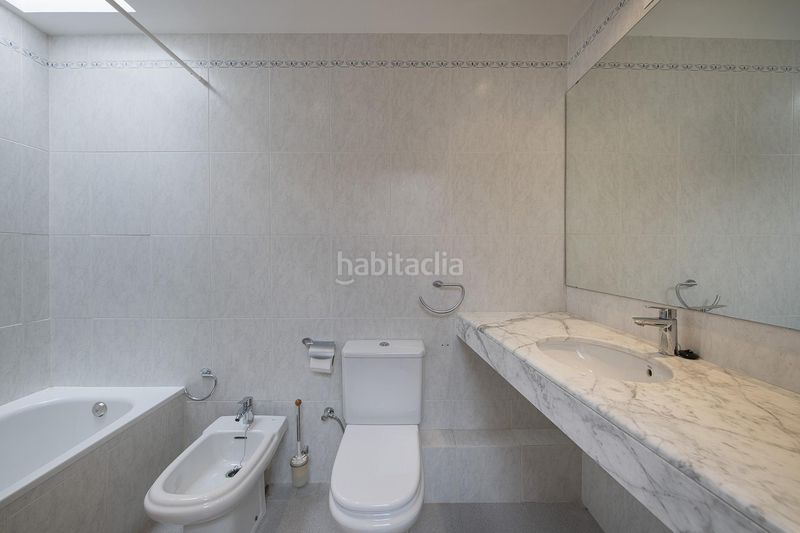Foto ad98628e-37fc-4327-95ed-1d66e049d634. Casa adossada amb calefacció aparcament piscina a Sant Feliu de Guíxols