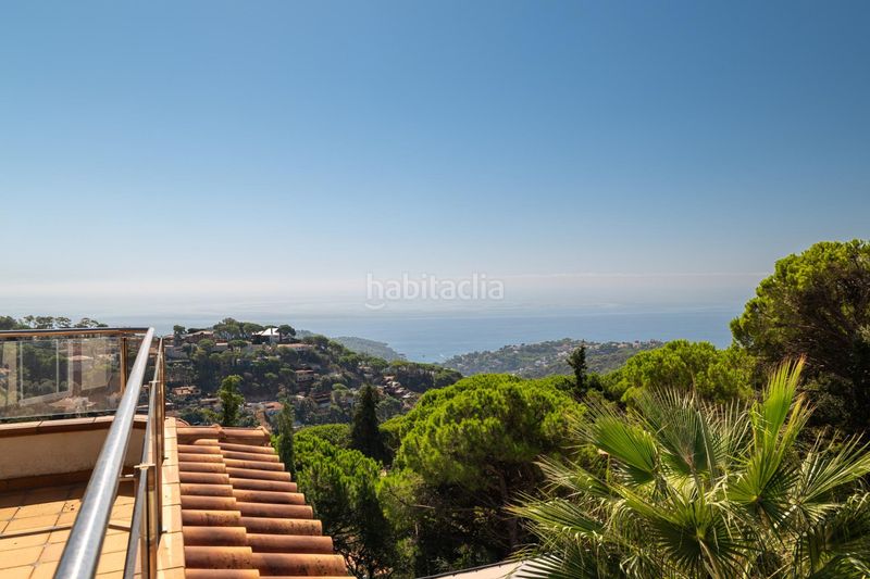 Foto a7603489-eb9d-439c-b251-b479c1bbf2d2. Chalet with heating parking pool in Serra Brava Lloret de Mar