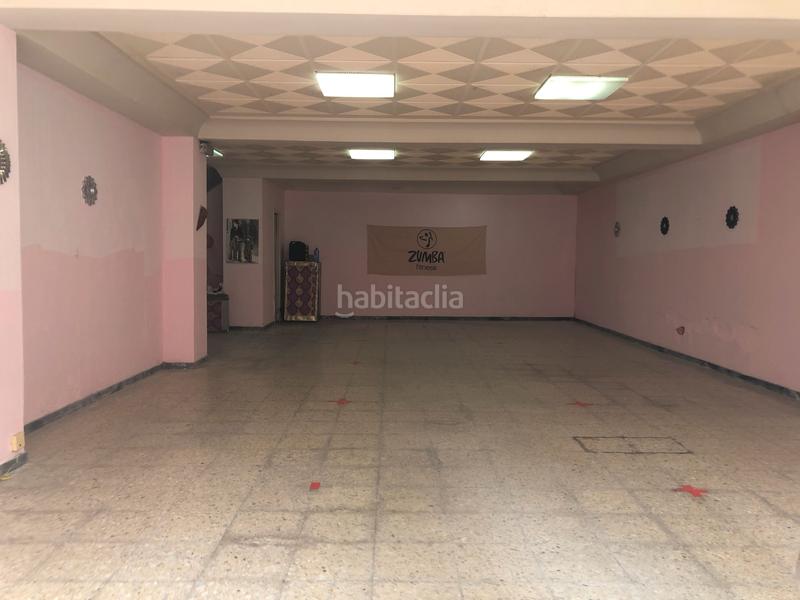 Foto 4bc5f0e8-78c3-4937-a8d9-5153e3a0e075. Alquiler local comercial vende o alquila bajo con opcion entresuelo en Carballiño (O)