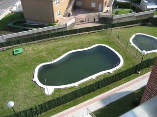 Aparcament cotxe a Calle pedro rodríguez-parets 9. Plaza de garaje  con derecho a piscina!