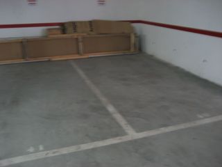 Rent Car parking  Urbanización sierra-urbanización mirasierra. Plazas de garaje