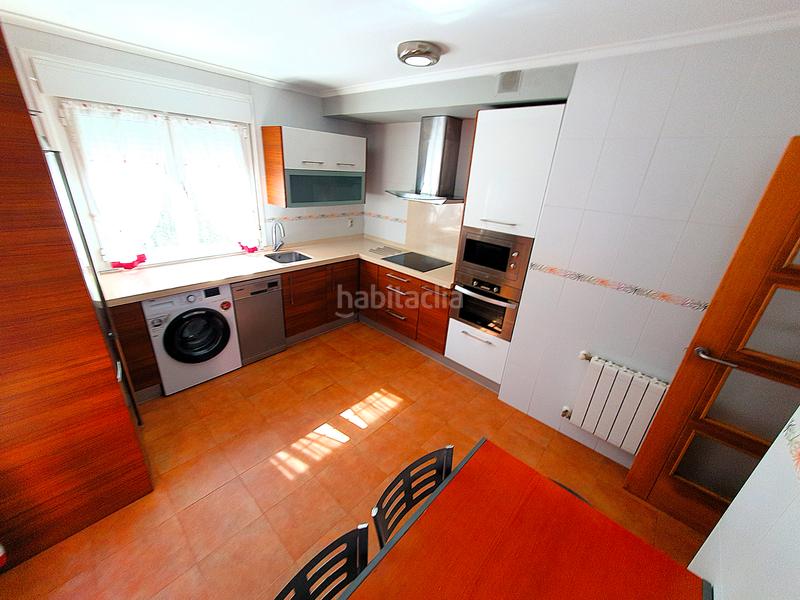 Foto ec4a7cc7-a36f-4fc9-92b6-47dfd9831f06. Casa aparellada amb calefacció aparcament piscina a Piélagos