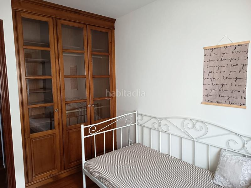 Foto 58ee52a7-4c10-414f-9ece-d67db04324ca. Alquiler planta baja se alquila bajo con jardin en puente Arce en Piélagos