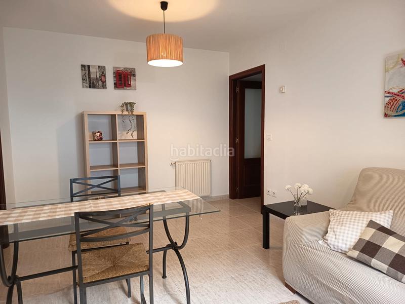 Foto d33b6cf2-69f0-4e59-aeef-334297079fb9. Alquiler planta baja se alquila bajo con jardin en puente Arce en Piélagos