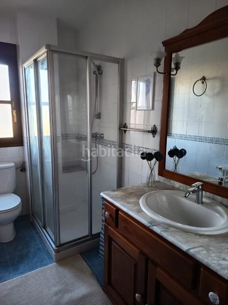 Foto 1f16297f-e30b-46c0-94c6-c817aa955c5b. Location rez-de-chaussée avec chauffage parking dans Piélagos