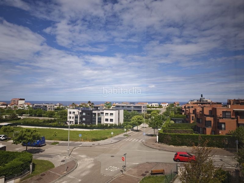 Foto 53aa726c-3490-43fe-9121-537759c7b9fe. Rent flat with heating parking in Valdenoja Santander