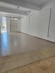 Affitto Locale commerciale in Calle barranco grande 42. Local comercial en alquiler