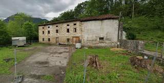 Casa  Marzana plaza. Antiguo molino en venta en el precioso valle de atxondo