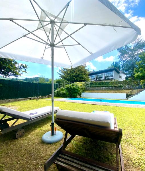 Foto b9fccd79-1acd-474d-9948-7dc0a76cdf52. Chalet en sagarminaga kalea 8 preciosa casa con piscina privada en Zaldibar