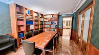 Lloguer Oficina a Residencial paraíso 4. Oficina en residencial paraíso