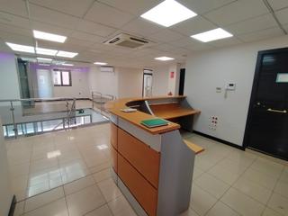 Local Comercial en Avenida de csar augusto 29. Oficina cesaraugusto