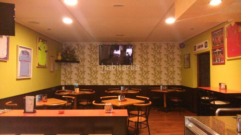 Foto b78e1385-474c-4281-be63-f2863a92ca30. Local comercial a avenida do fragoso 83 a As Travesas - Balaidos Vigo