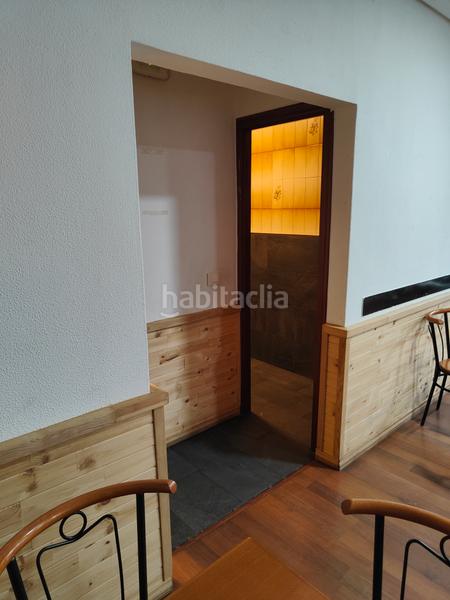 Foto cd0c91b2-354b-45a0-a306-116f16031dfd. Local comercial a avenida do fragoso 83 a As Travesas - Balaidos Vigo