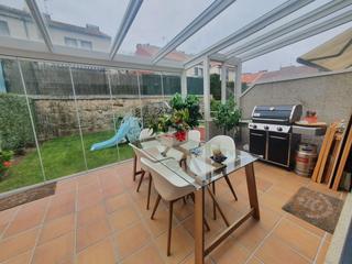 Xalet en Sardoma - Castrelos. Chalet unifamiliar casco urbano vigo