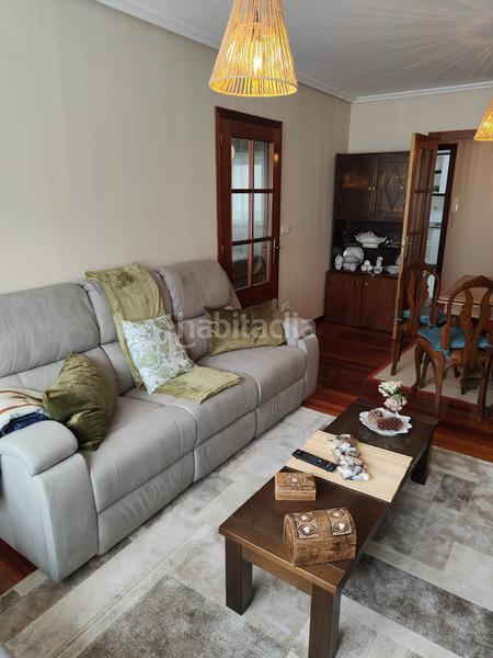 Foto 532db0b9-fb04-4d2b-be8a-e4ea19d88869. Lloguer apartament a avenida de bueu 27 a Cangas pueblo Cangas