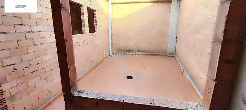 Foto 5efbfad4-fd0a-4008-a04e-aed6e7f8a6b4. Casa con parcheggio in Feria Albacete