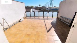 Casa adossada a Gineta (La). Adosados dentro de la gineta