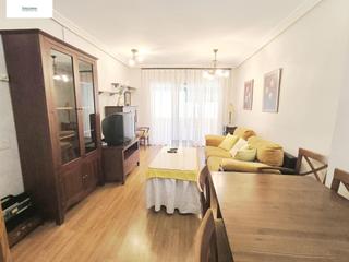 Location Appartement à Industria. Alquiler piso 3 dormitorios hasta junio del 2026