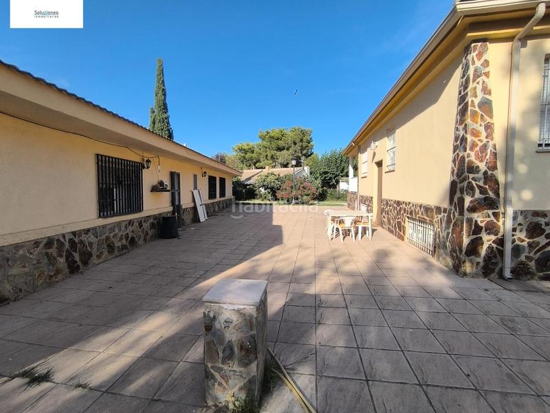 Foto ce1d2ef3-11c0-42a9-b125-f10c7027797b. Chalet exclusivo chalet seminuevo con amplias instalaciones de lujo en Albacete