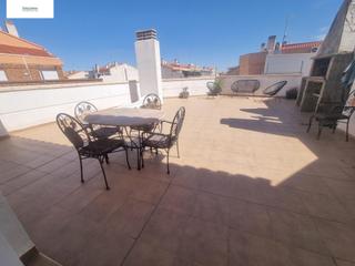 Piso en San Pedro. Ático dúplex en el barrio san pedro