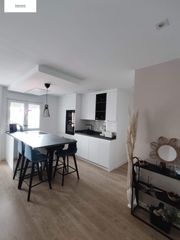 Etagenwohnung in Fátima. Amplio y moderno piso reformado en fátima, albacete