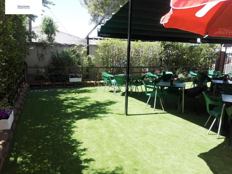 Foto 78170720-00f9-45a1-9e06-a261fb0ba930. Alquiler local comercial  en funcionamiento barrestaurante con gran clientela en polígono campollano en Albacete