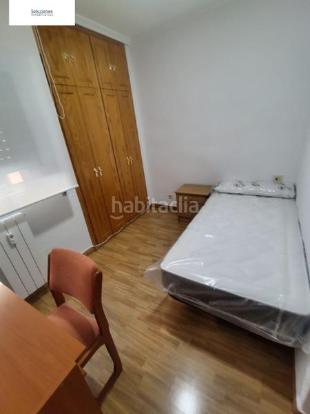 Foto 0ab10c1c-bf81-47e5-937b-e78788702ed3. Pis a Hospital Albacete