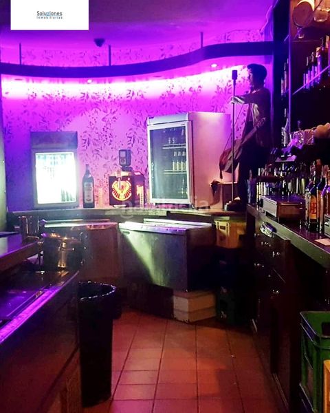 Foto 0abaa4a7-6e2a-4192-8ddc-10cc01ba9ec3. Local comercial a Centro Albacete