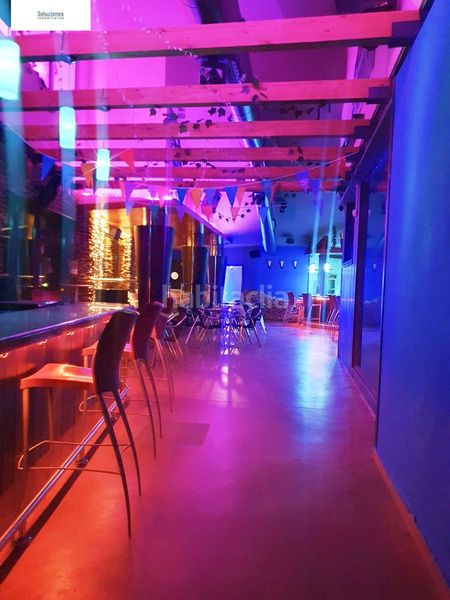 Foto b02d9c49-0e6c-42bb-9676-1543897c4e48. Local comercial a Centro Albacete