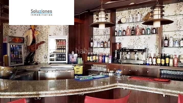 Foto ba757d50-4ddf-475a-af53-1893428eb320. Local comercial a Centro Albacete
