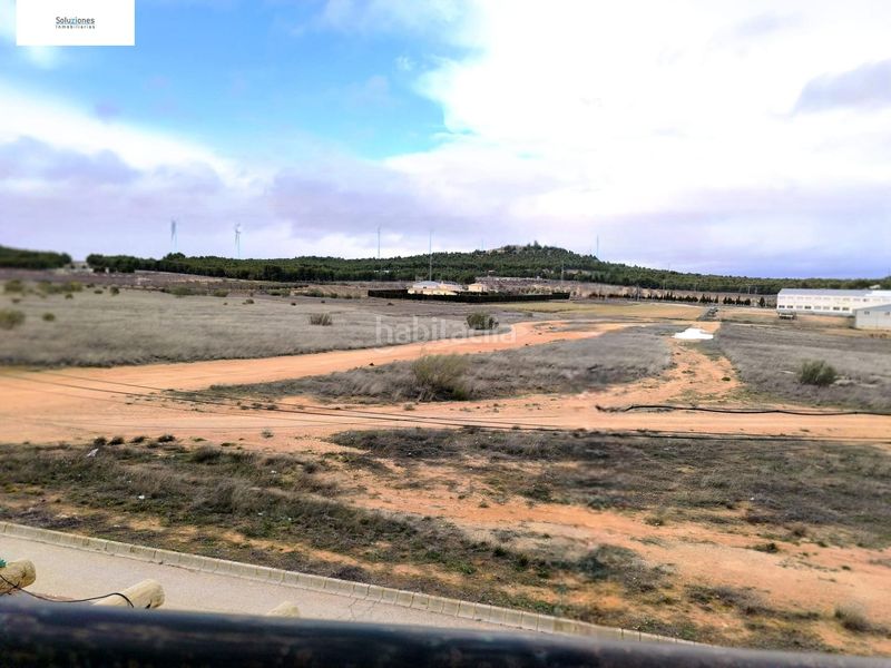 Foto da5b8c21-e38a-470d-bc9b-14f5e7138693. Local comercial a Centro Albacete