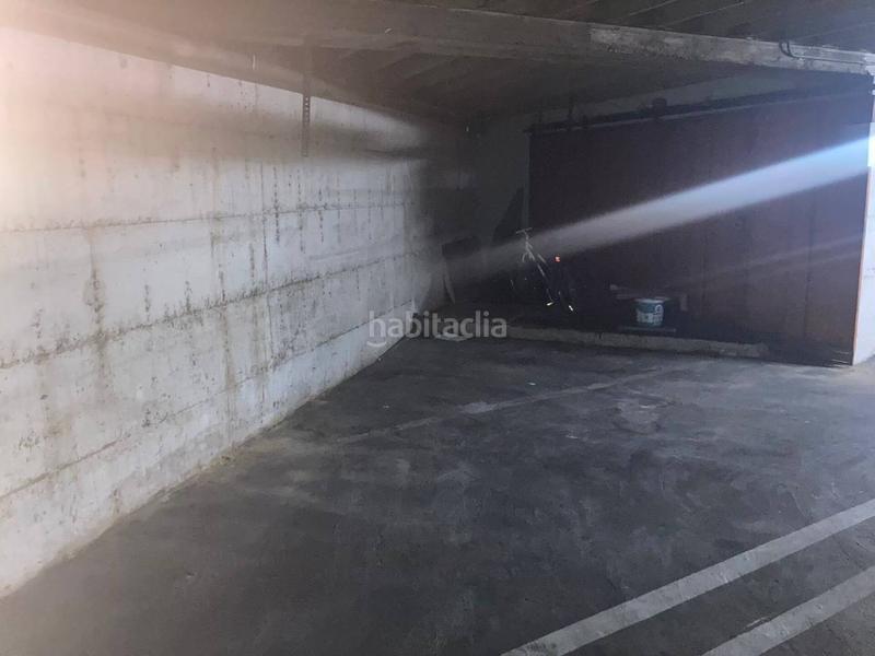 Foto ac0e6918-232d-4ba3-b0af-2db289430bfb. Parking coche garaje en venta en san mamésla palomera24007 en León