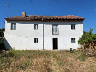 Maison  Padre manjón. Caserón con jardín en armunia pueblo