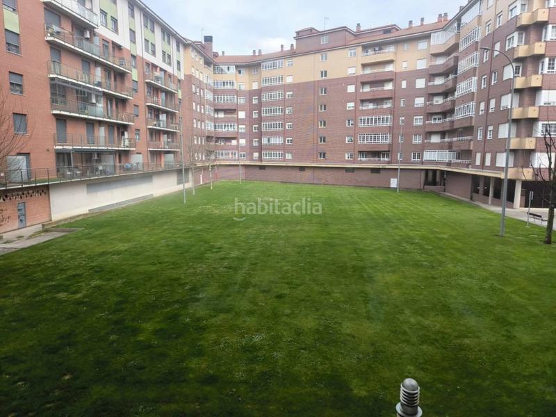 Foto f41c914f-f426-4e7c-9a63-a24fd17a2e23. Appartamento con riscaldamento in San Mamés - La Palomera León