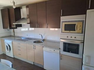 Maison jumelée à Garrafe de Torío. Venta de chalet adosado en estrella de ízar