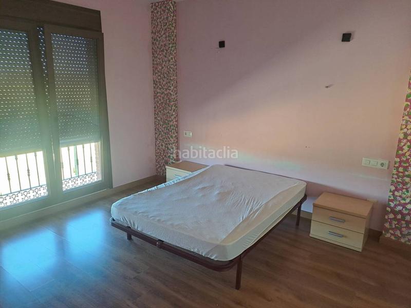 Foto ed9560f1-1441-4571-bc3c-898cebb9acb7. Casa adossada amb calefacció aparcament a Garrafe de Torío