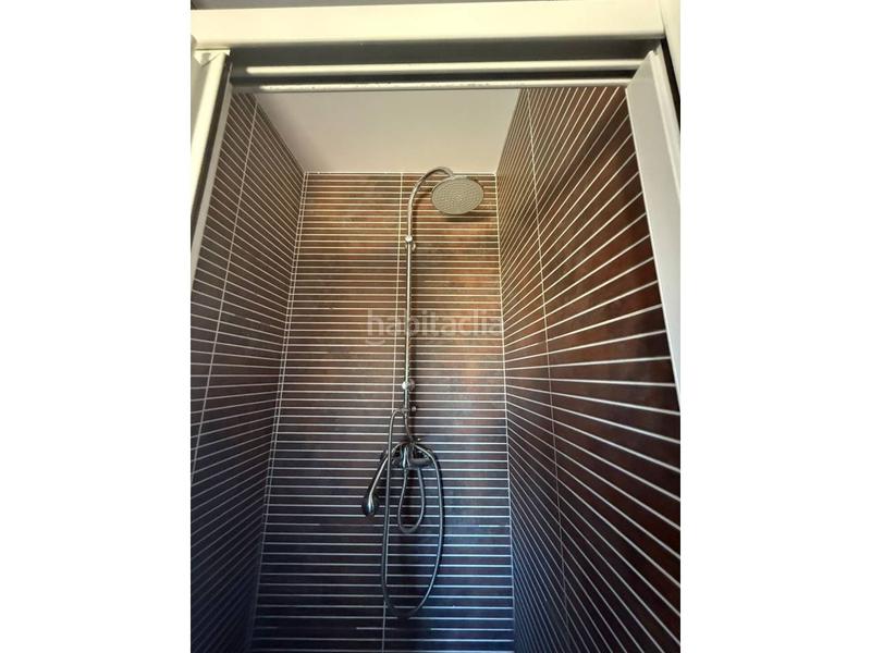 Foto ededd237-0f78-453c-b001-57ea7017cbc5. Casa adossada amb calefacció aparcament a Garrafe de Torío