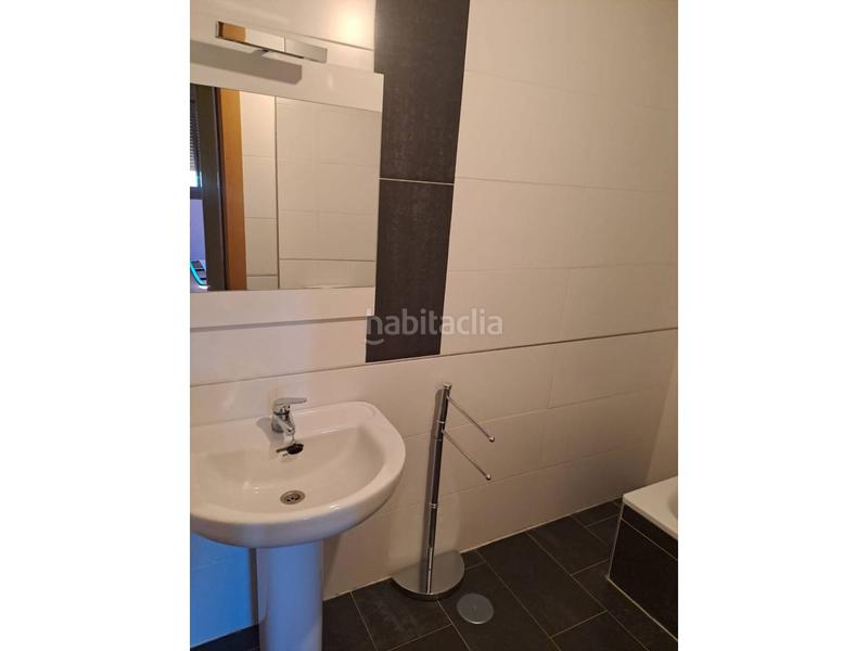 Foto f5f645a9-7914-406c-a270-a2a536ef7228. Casa adossada amb calefacció aparcament a Garrafe de Torío