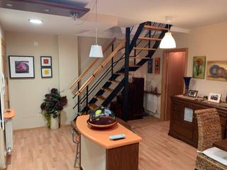 Dúplex a Puebla de Lillo. Duplex en venta en cofiñal