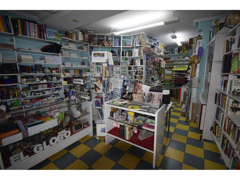 Foto 85dec8c2-846d-43f9-ad91-cf6ccce5ac82. Traspaso local comercial traspaso de libreriapapeleria frente a universidad en León