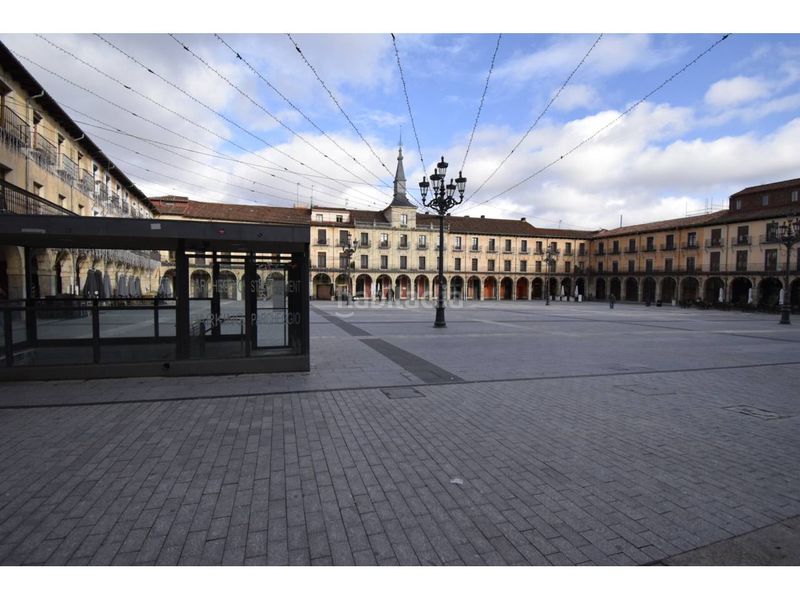 Foto e7f9797a-4230-47c1-b160-a70510071028. Pis amb calefacció a Casco Antiguo León