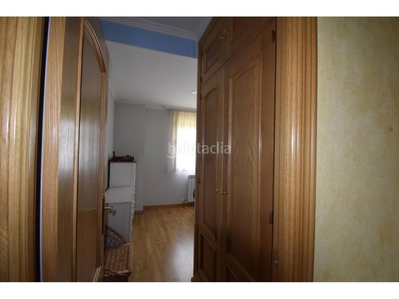 Foto d61595cd-0b10-4aee-aa23-fac457c5e8b3. Xalet amb calefacció aparcament a Las Eras de Renueva León