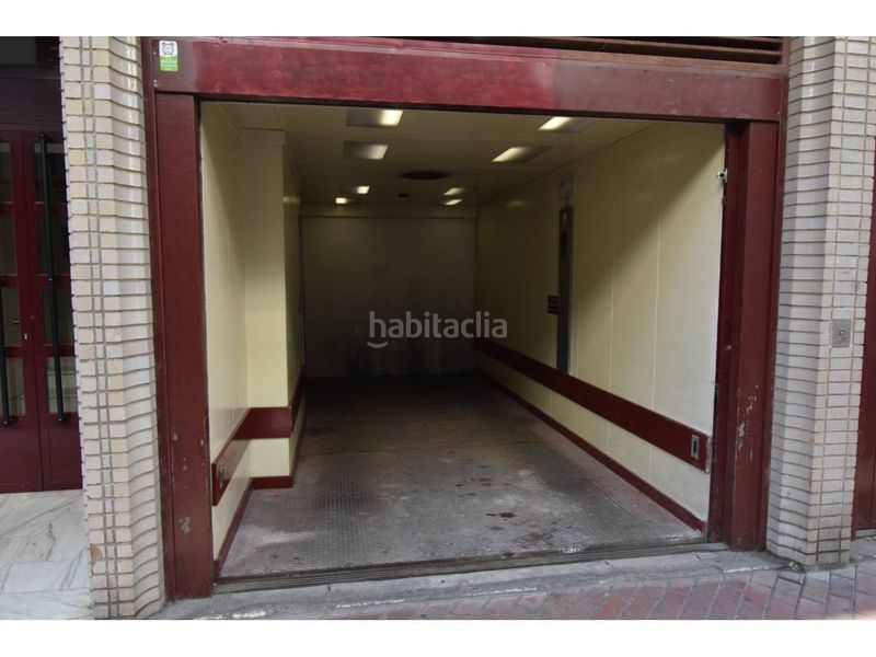 Foto 437601a7-83f0-4c29-ae60-13f3a4bbea04. Aparcament cotxe a Centro Ciudad León