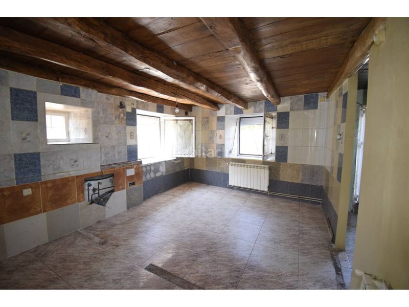 Foto 53398f55-9573-41ab-aad4-de3fb3955e76. Casa amb calefacció aparcament a Boñar