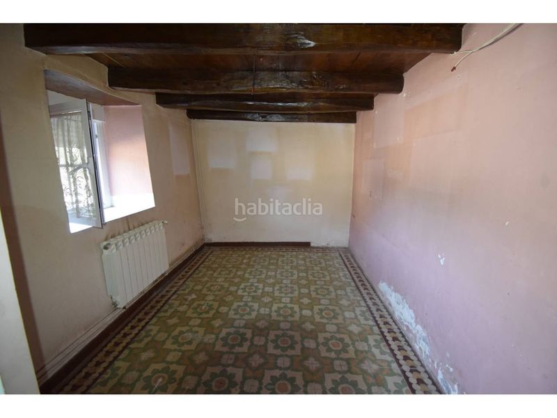 Foto 83d30a6b-ed67-4ce3-bfc2-2e8c65805502. Casa amb calefacció aparcament a Boñar